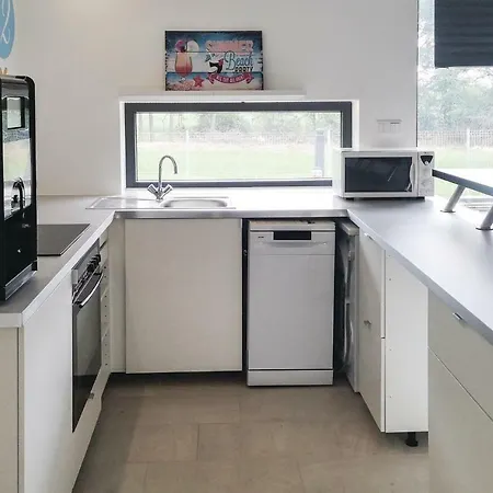 Six Bedroom Holiday In Ferienhaus