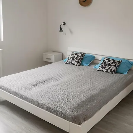 Ferienhaus Six Bedroom Holiday In